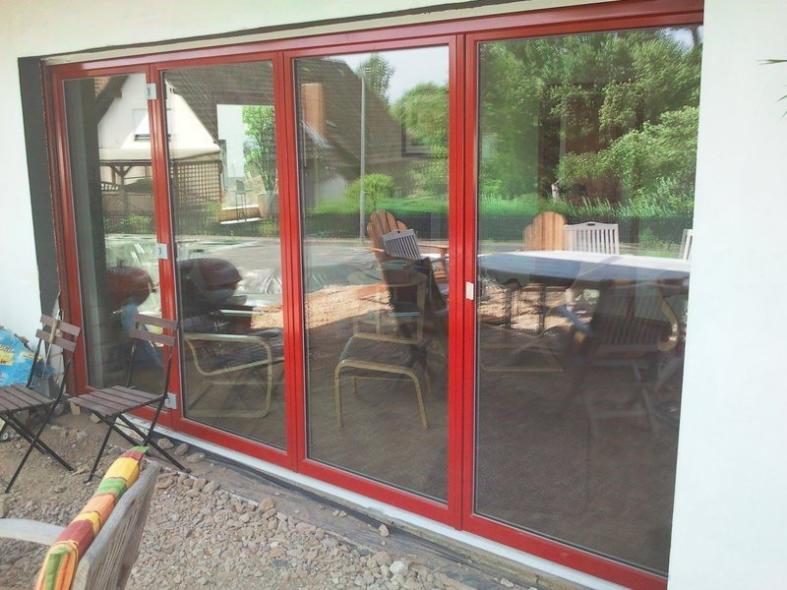 Sanierung Faltanlage in rot